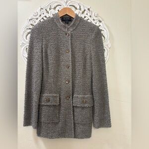 St John Women’s Textured Boucle Blazer Size 4 Gray Excellent Condition